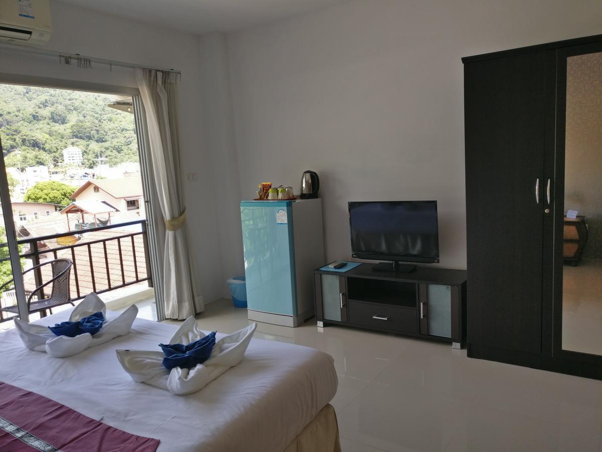 White Sky Boutique Hotel Patong Екстериор снимка