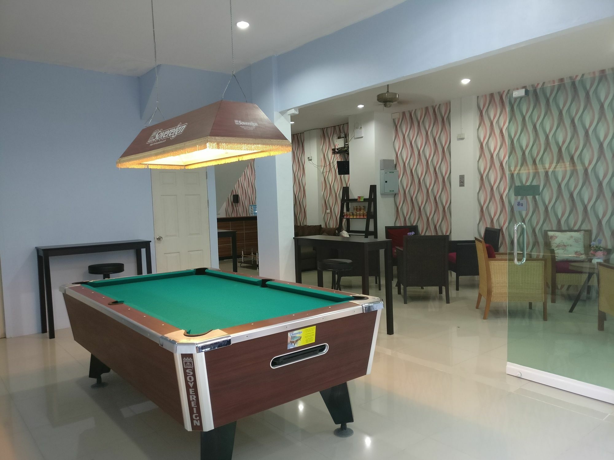 White Sky Boutique Hotel Patong Екстериор снимка