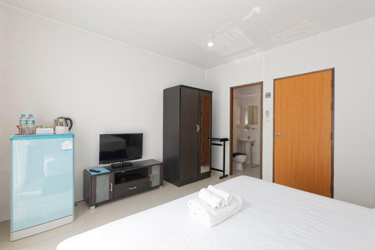 White Sky Boutique Hotel Patong Екстериор снимка
